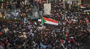 مسيرة مليونية في ذكرى الثورة السودانية