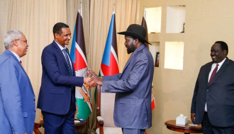 لقاء حميدتي وسلفا ومشار