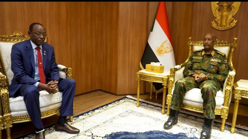 السودان – البرهان يبحث التعاون الأمني ​​مع مدير جهاز المخابرات في جنوب السودان – باج نيوز