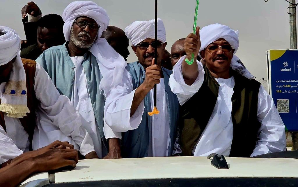 السودان – إنهاء الخلاف بين والي كسلا ونذير ترك – باج نيوز